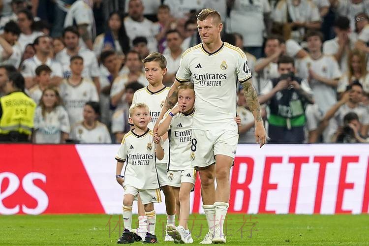 安帅:即使克罗斯不上场 他也是不可替代的